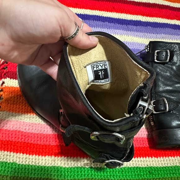 Frye Leather Short Boots Zip Back - Picture 9 of 14